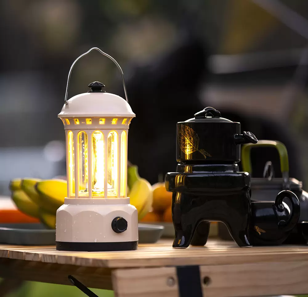 Lampe d'aventure tout-en-un : votre compagnon de plein air ultime