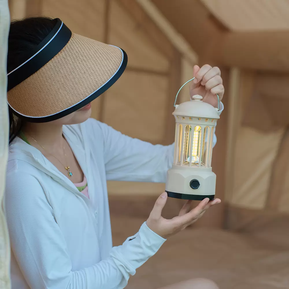 Lampe d'aventure tout-en-un : votre compagnon de plein air ultime